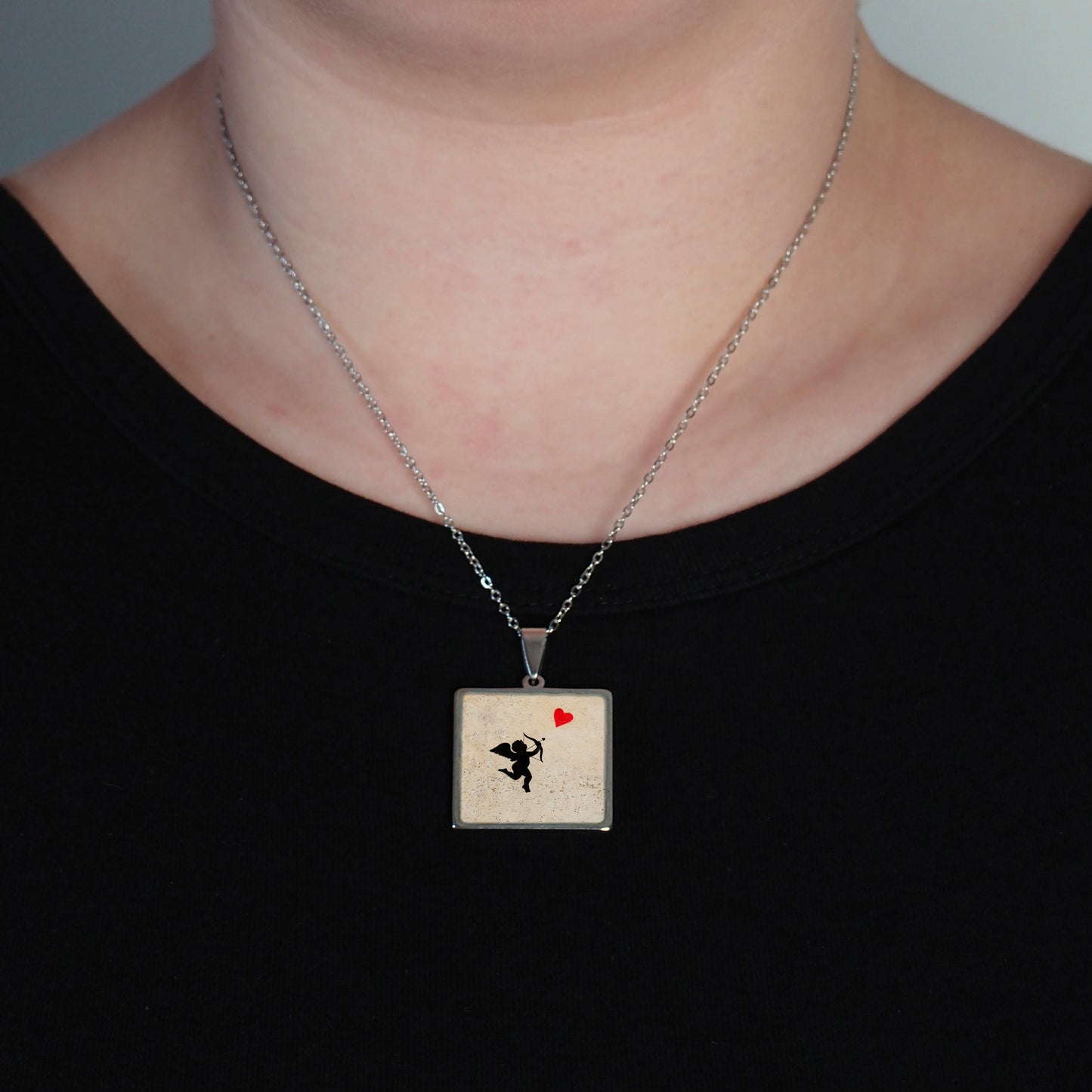 Cupid necklace 25mm