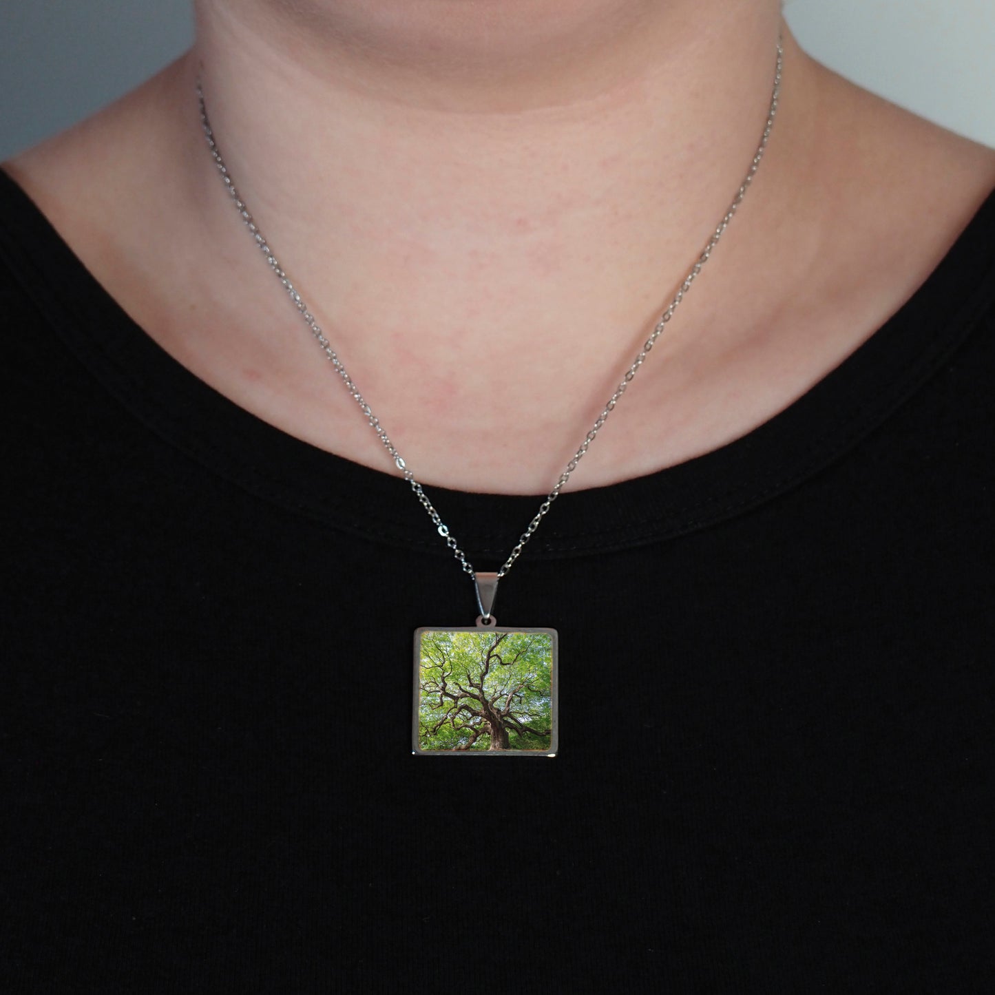 Oak "Angel" necklace 25mm