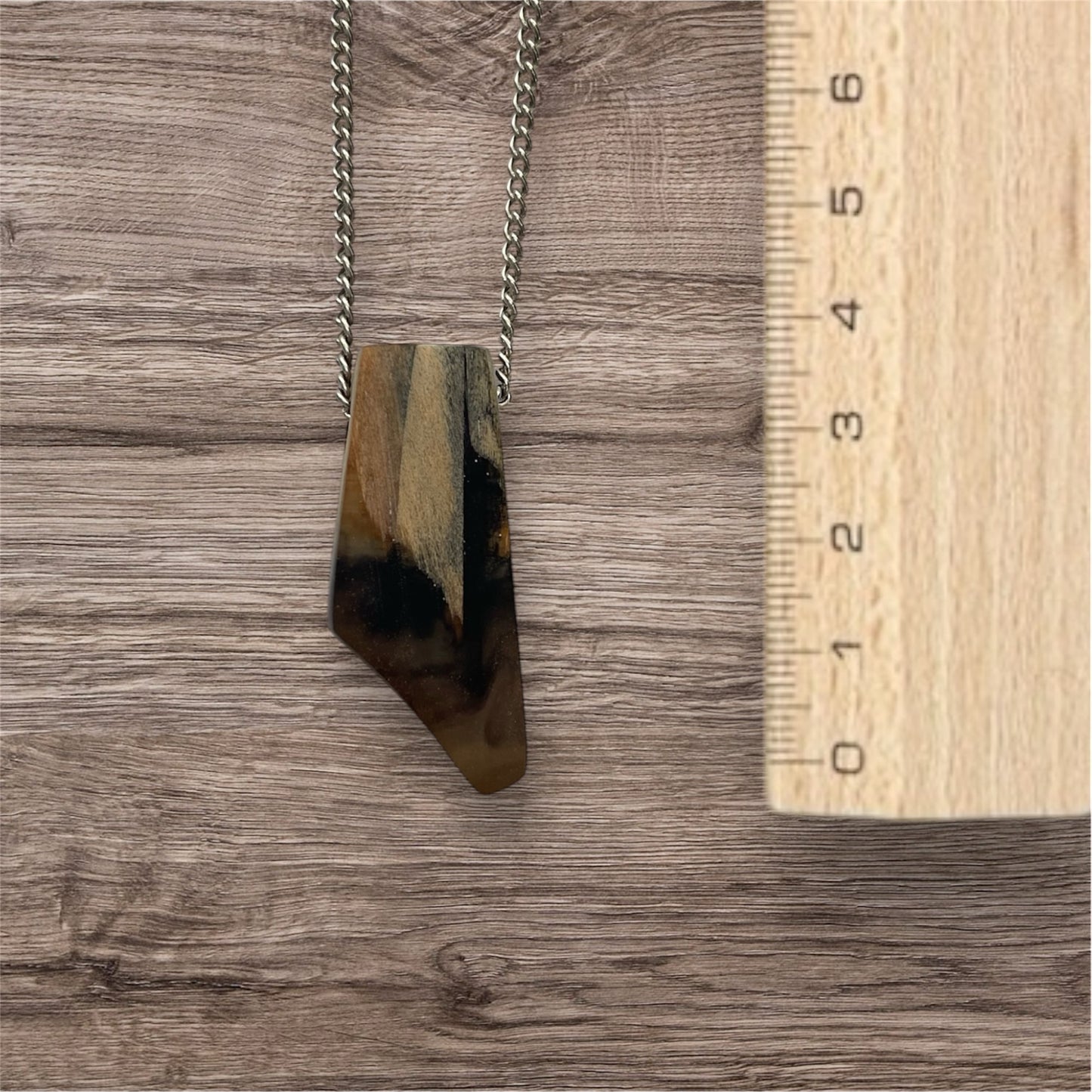 Rectangular Necklace / Resin with Wood / rbc61