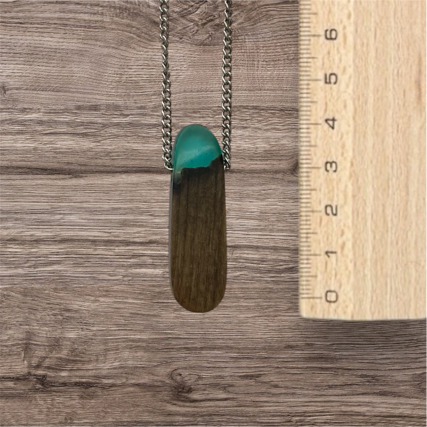 Oval Necklace / Blue Resin with Wood / rbc2