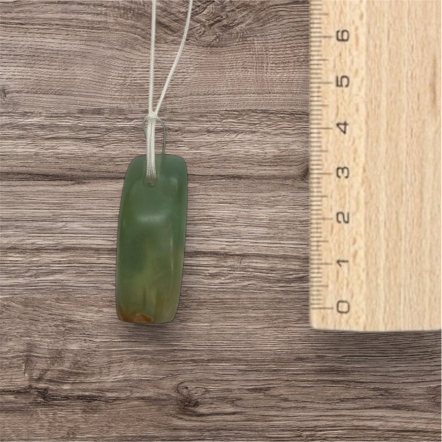 Phosphorescent Resin Necklace with Wood / rbc13