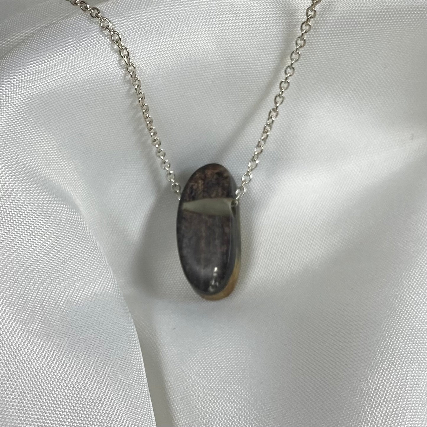Oval Necklace / Black Resin with Wood / RBC35