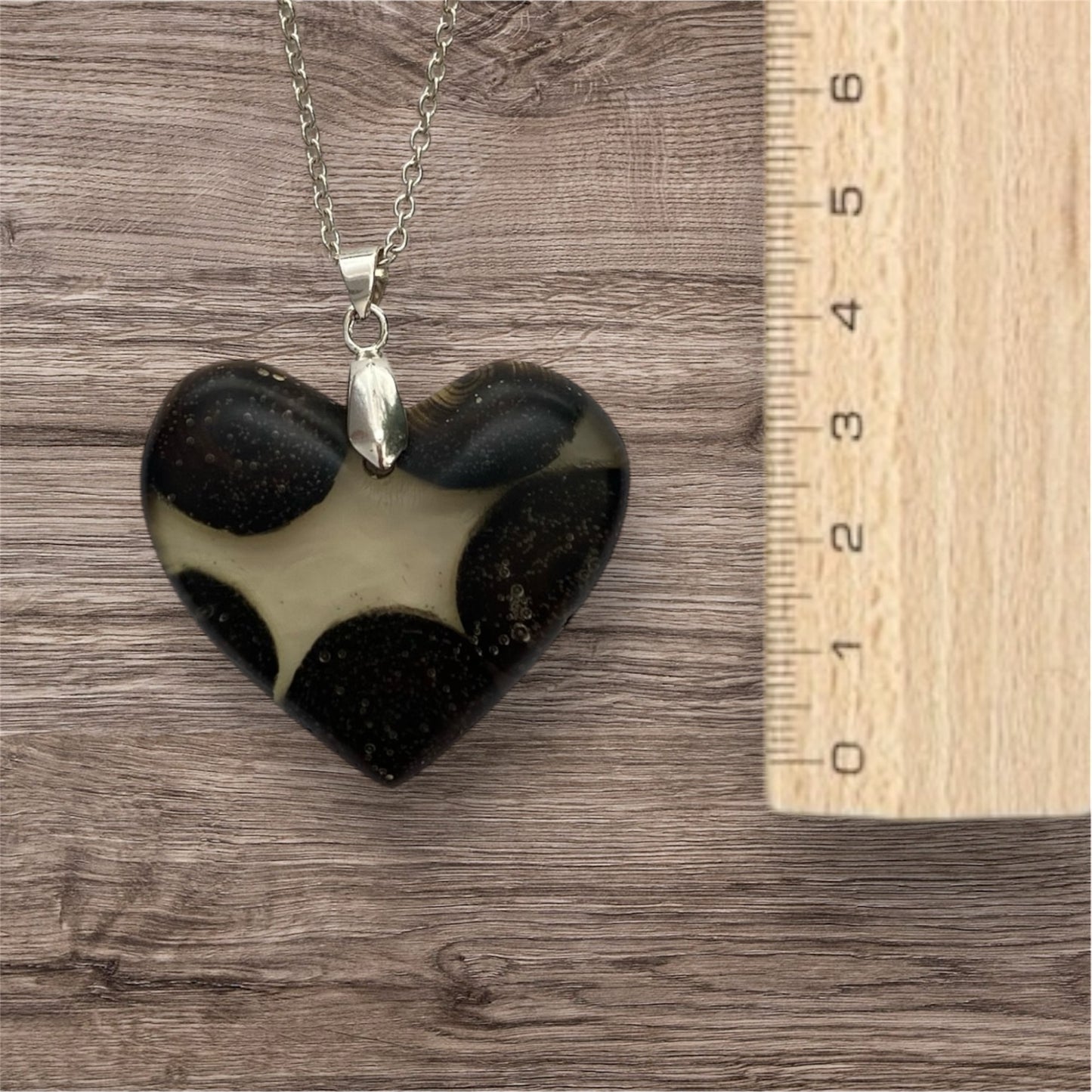 Heart Necklace / Clear Resin with Wood / rbc45
