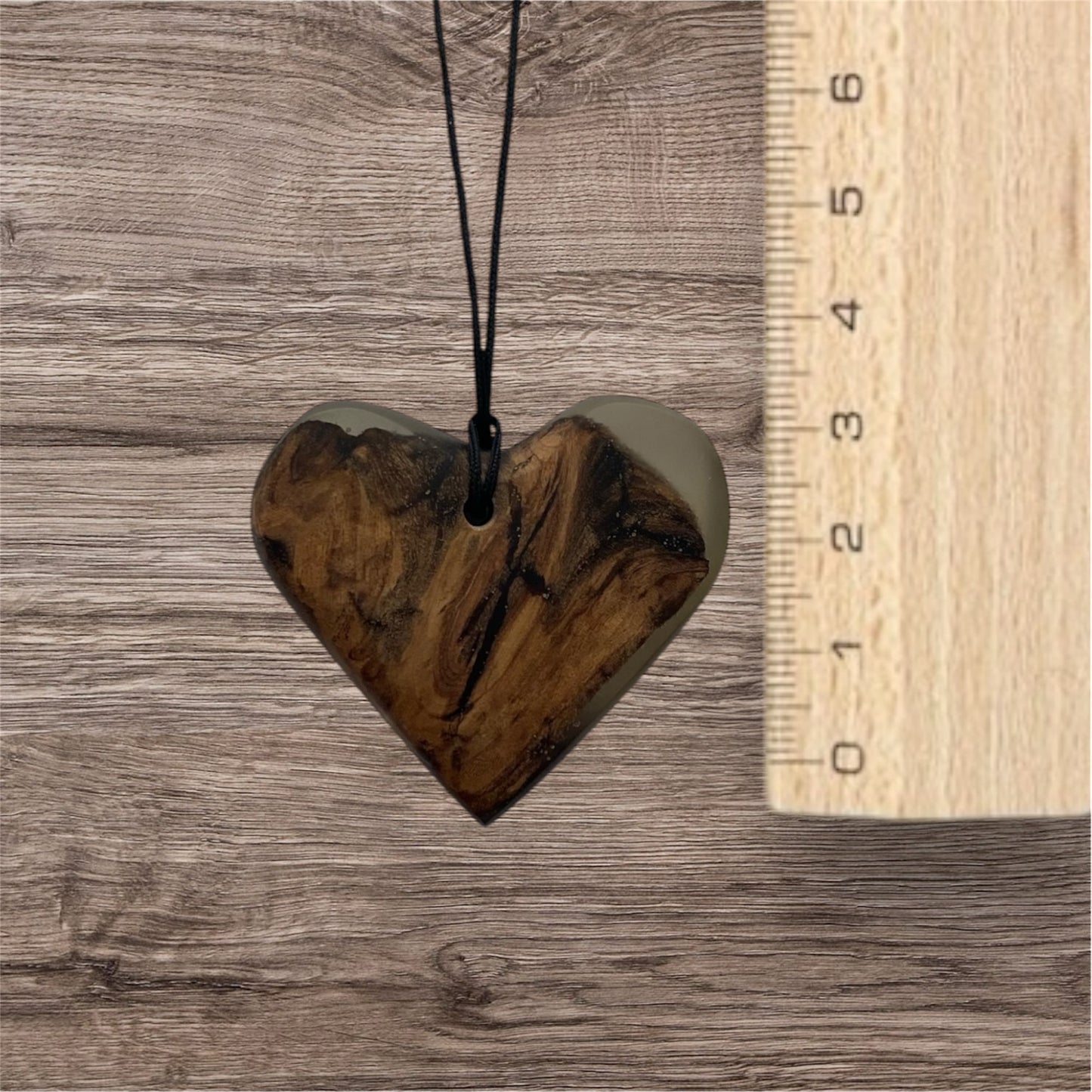 Heart Necklace / Clear Resin with Wood / rbc69