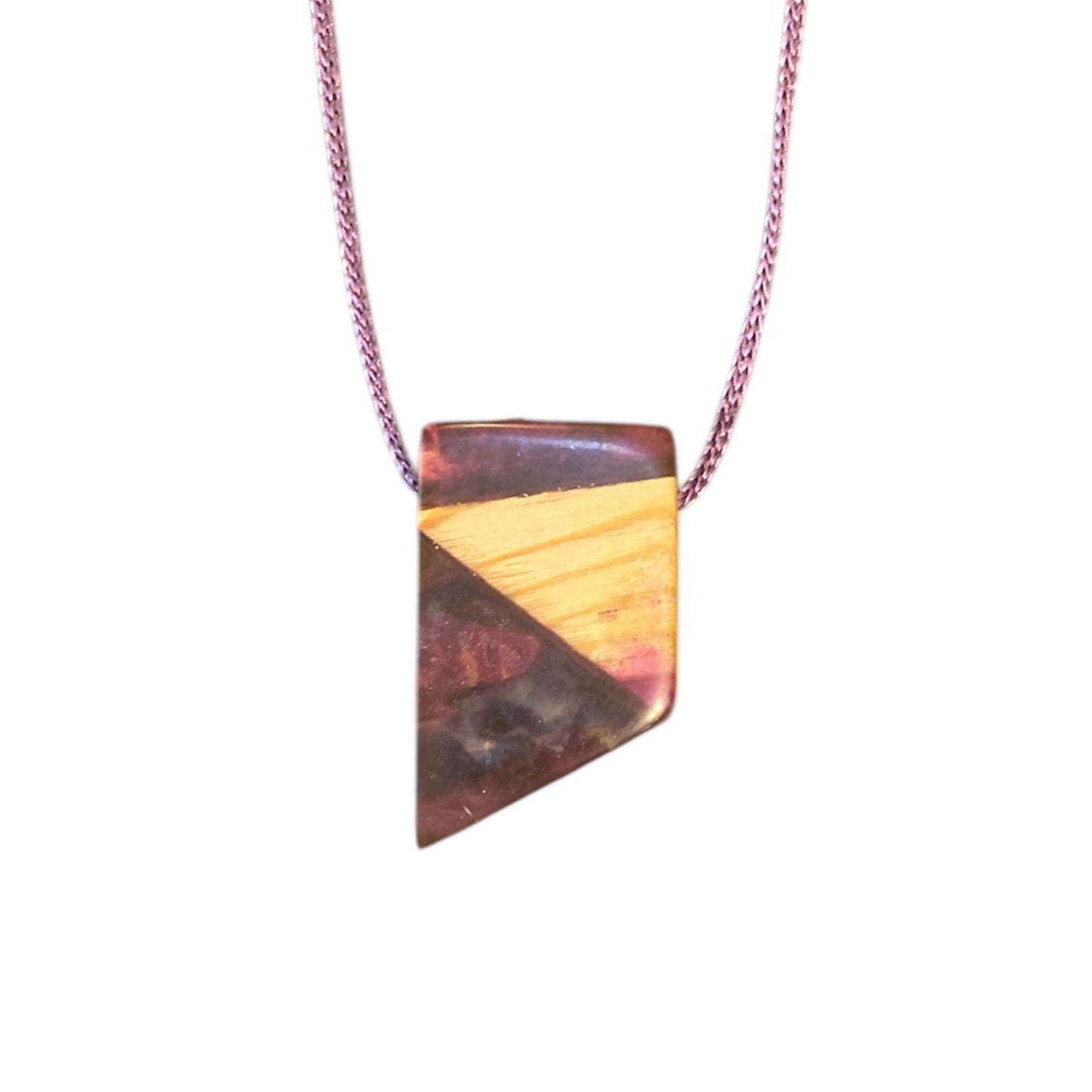 Collier rectangulaire – Résine mauve-rose et bois (RBC39)