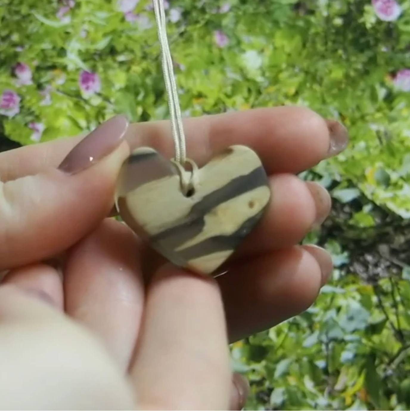 Collier cœur résine transparente avec bois | Créations Jeanne