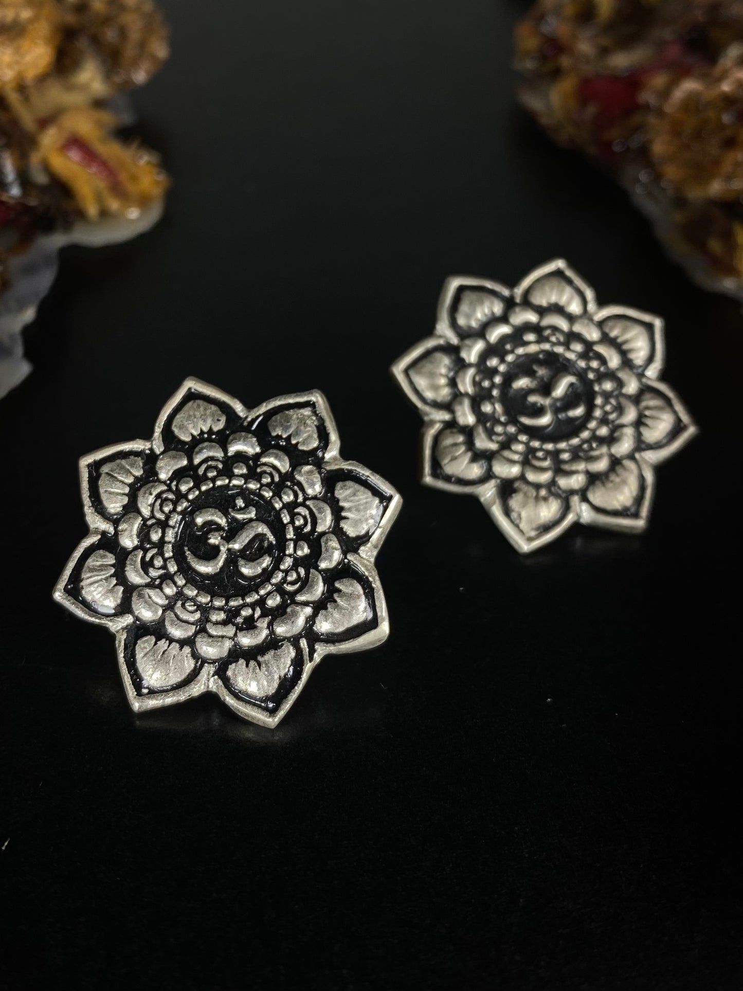 Boucles d'oreilles en Mandala Om et en Argent Sterling | Creationsjeanne