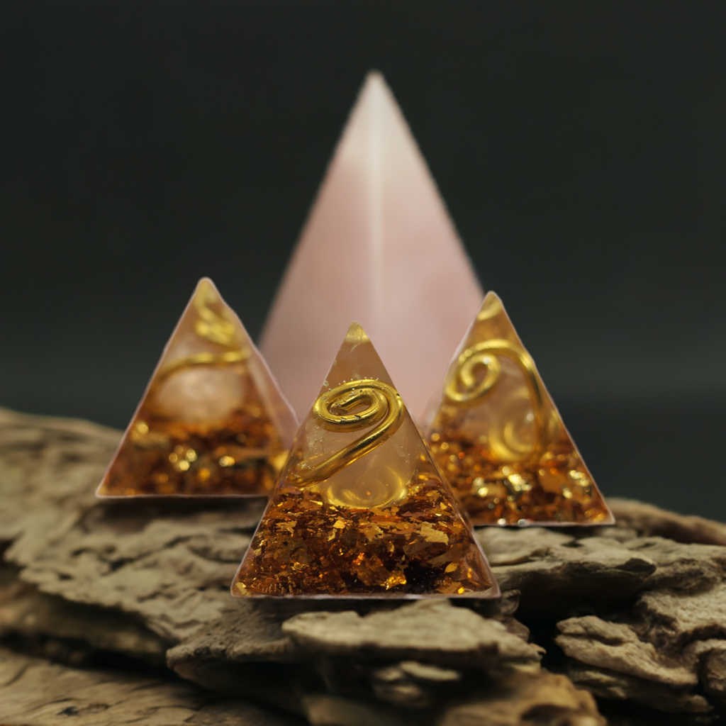Petites pyramides, quartz rose