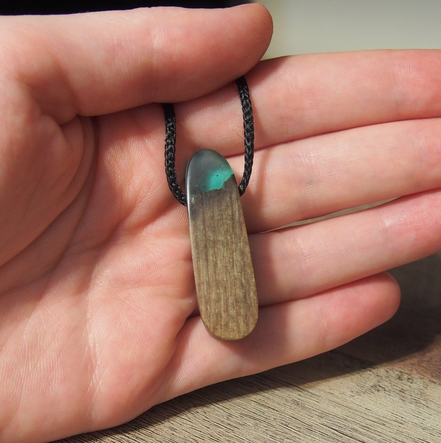Oval Necklace / Blue Resin with Wood / rbc2