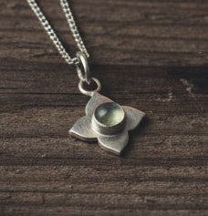 collier pour femme en argent | Pierre quartz blanc