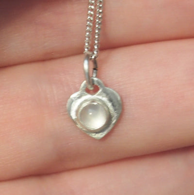 bijoux pierre naturelle | cœur en quartz rose
