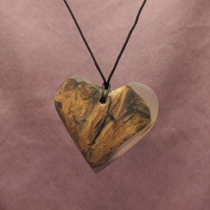 Collier cœur résine transparente avec bois | Créations Jeanne