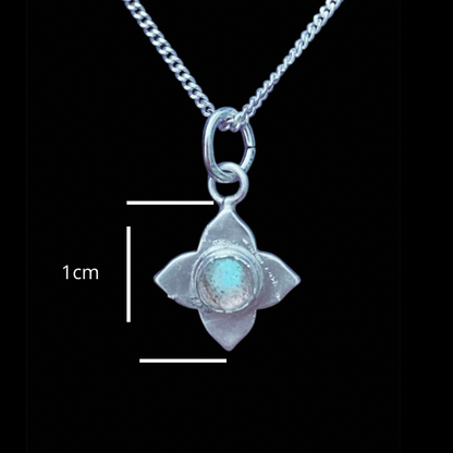 Collier pendentif, fleur 11 mm en argent sterling