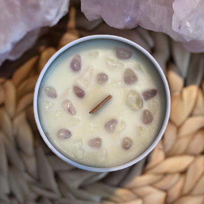 Chandelle parfumée avec pierres améthyste et quartz blanc | Creationsjeanne | $28.00