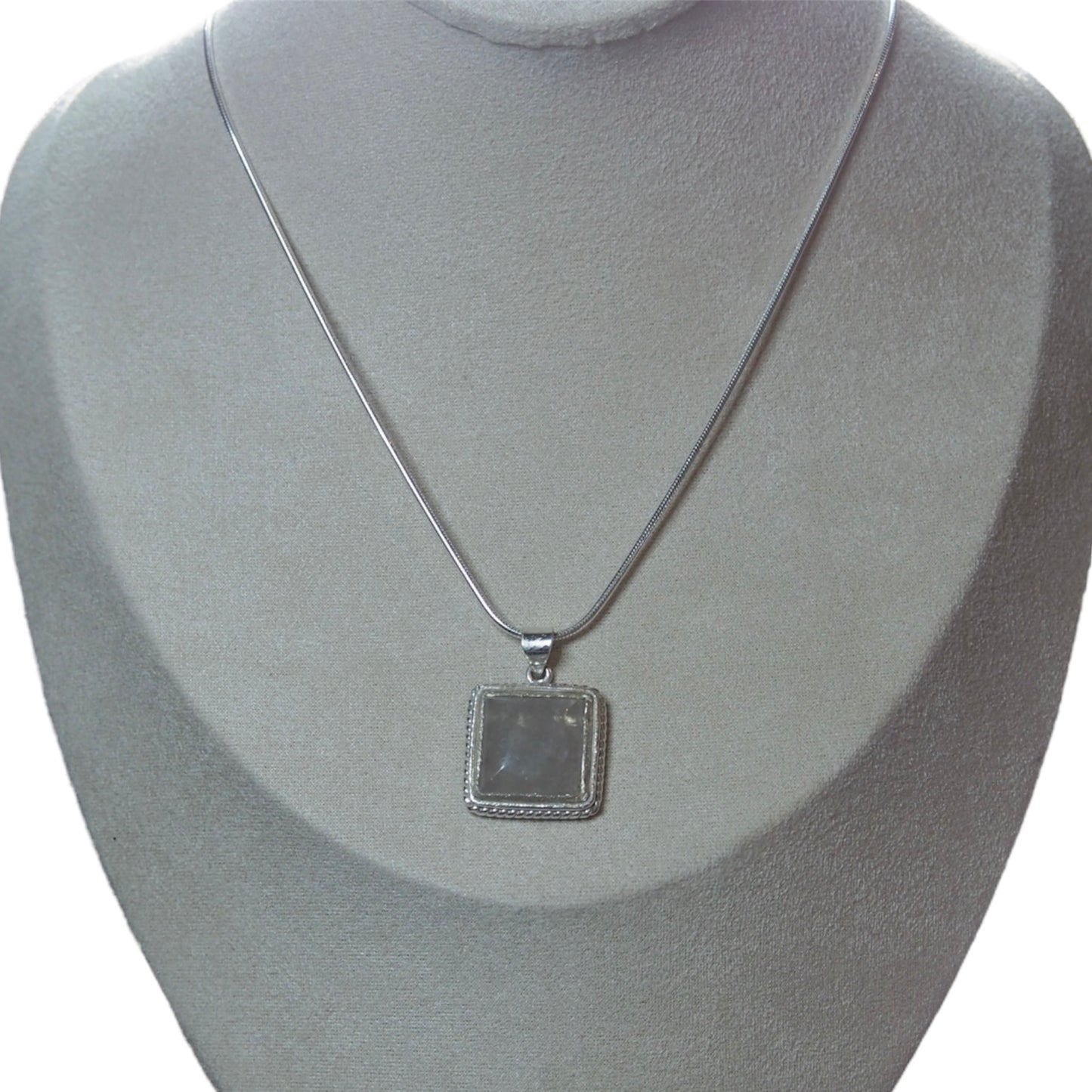 collier quartz fume mains grave en argent sterling