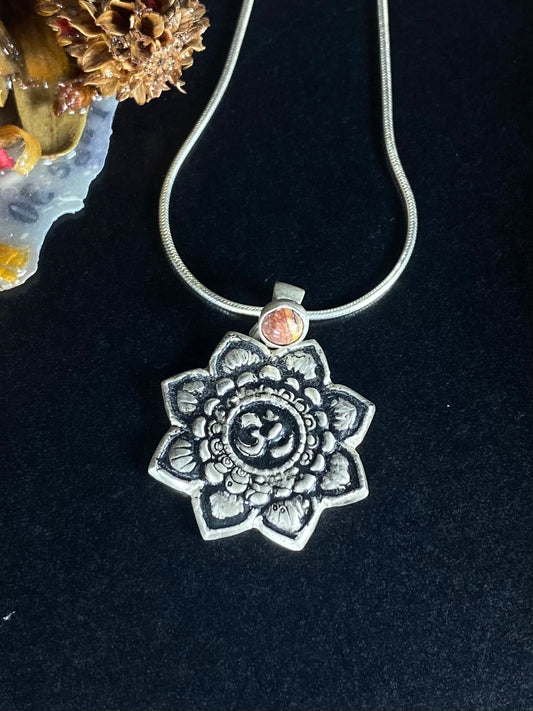 Collier Jaspe Batik avec Mandala Om et en Argent Sterling