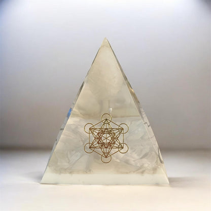 Pyramide quartz blanc forme oeuf, symbol doré collant doré métatron