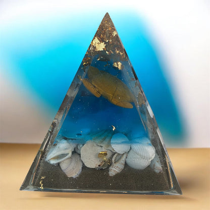 Pyramide pierre oeil de tigre, forme tortue, style océan, coquillage, bleu, sable de l’Ile Manitoulin et mcx feuilles or