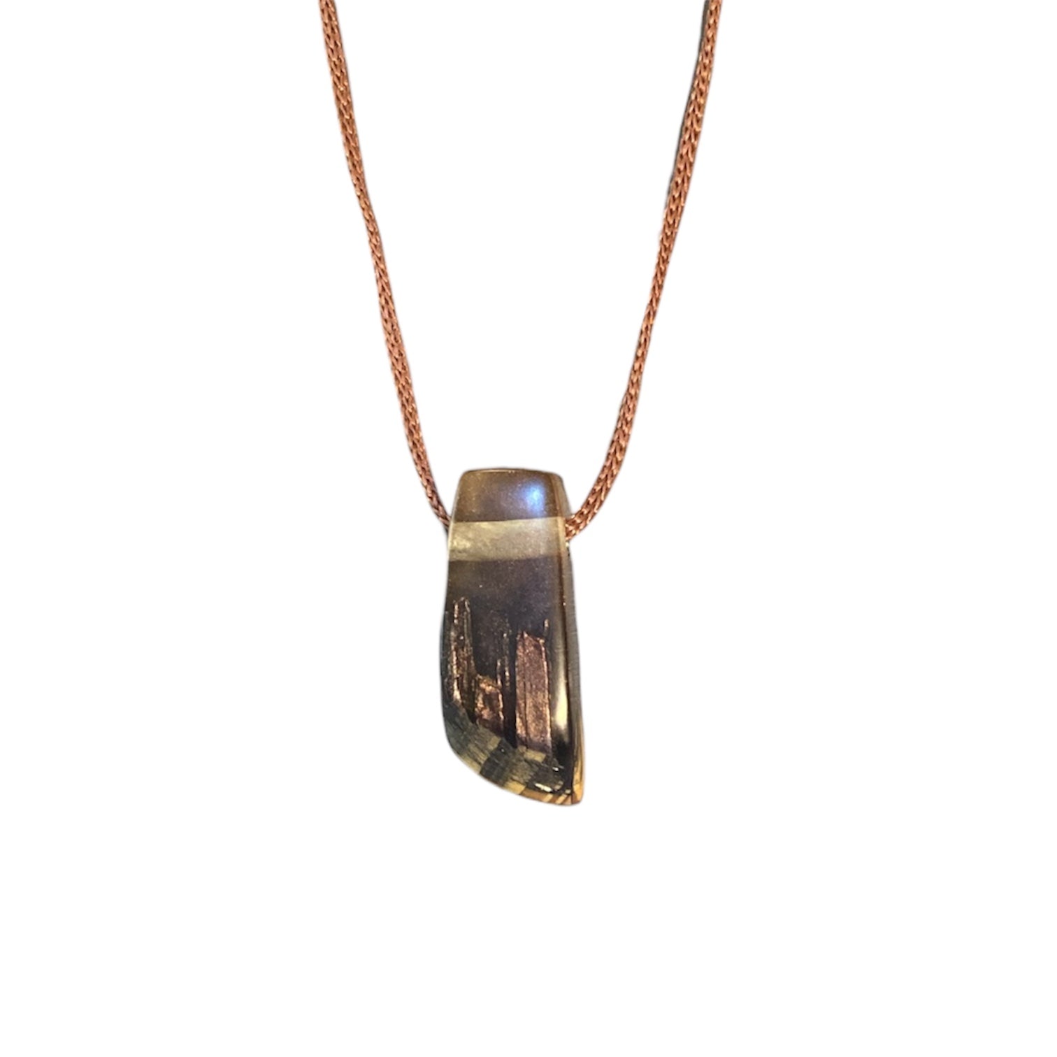 bijou bois et resine elegant creation fait main