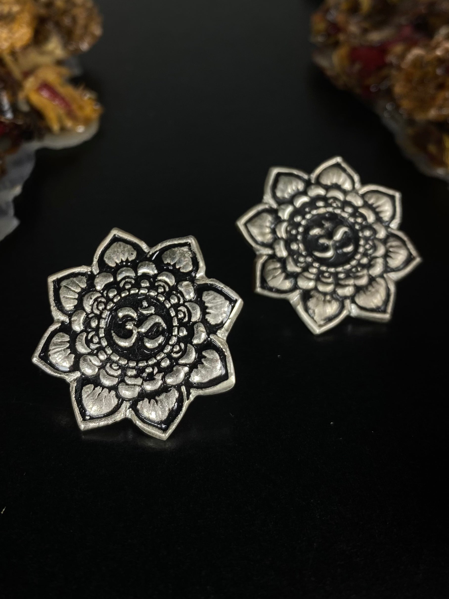 Boucles d'oreilles en Mandala Om et en Argent Sterling | Creationsjeanne