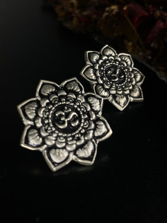 Boucles d'oreilles en Mandala Om et en Argent Sterling | Creationsjeanne