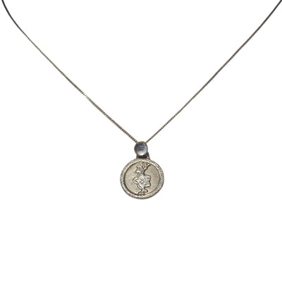 collier pour femme en argent fleur de cerisier en quartz blanc naturel