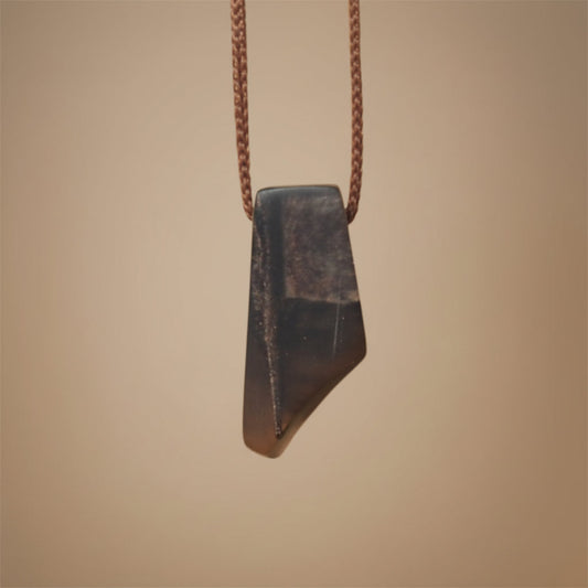 collier resine bois naturel unique