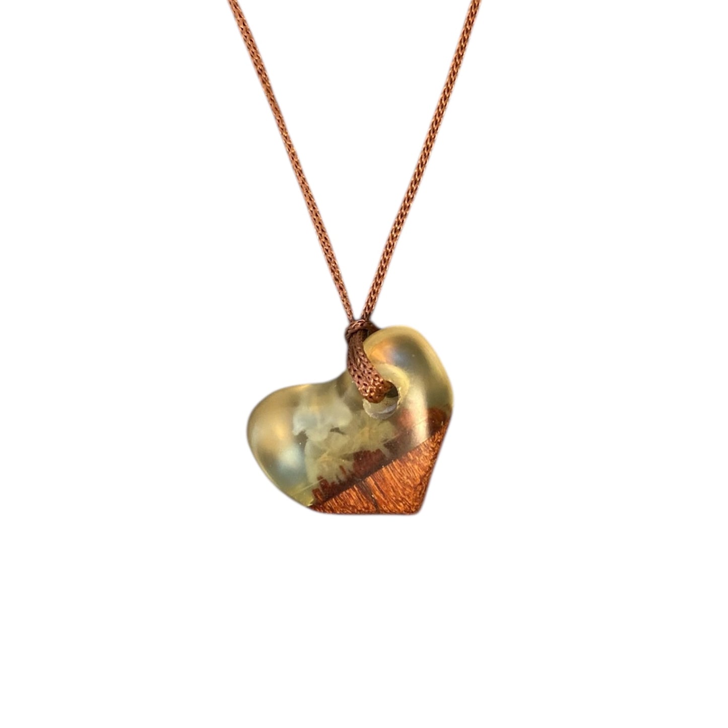 Collier cœur – Résine transparente et bois (RBC64)
