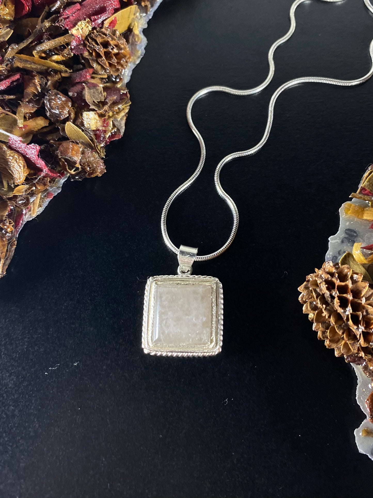 Collier quartz fumé & mains gravé en argent sterling