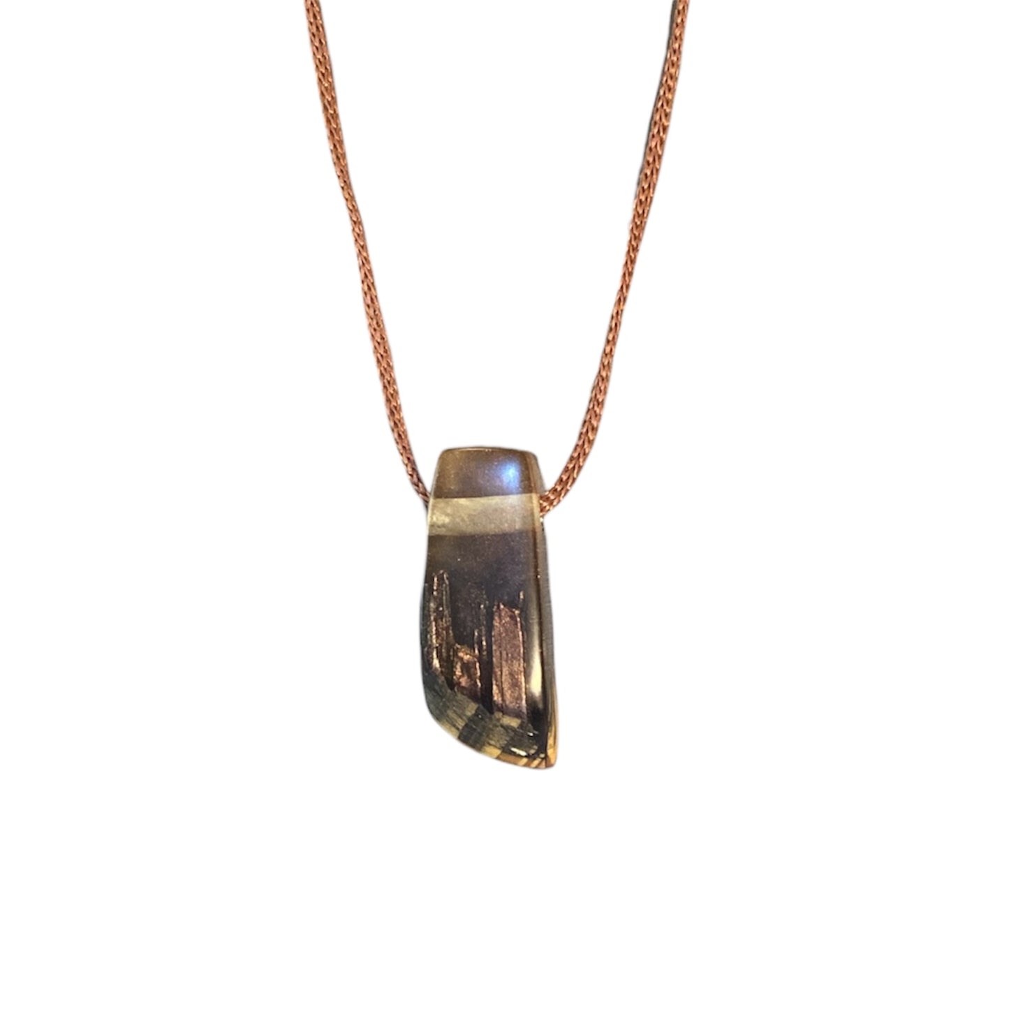 Collier rectangle / résine noire avec bois (RBC36)
