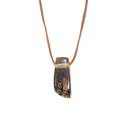 Collier rectangle / résine noire avec bois (RBC36)