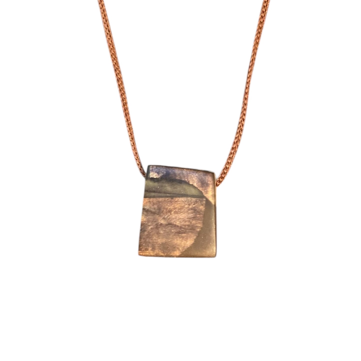 Collier rectangulaire – Résine noire et bois (RBC60)