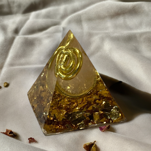 petite pyramide | pierre quartz rose