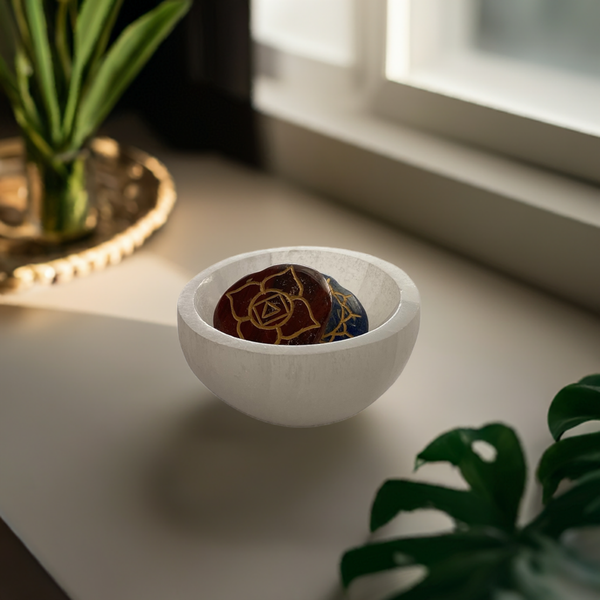 Bol Rond Sélénite Poli 8×3 Cm – Chargeur Cristaux, Bijoux, Bougies – Énergie Apaisante & Décoration Zen