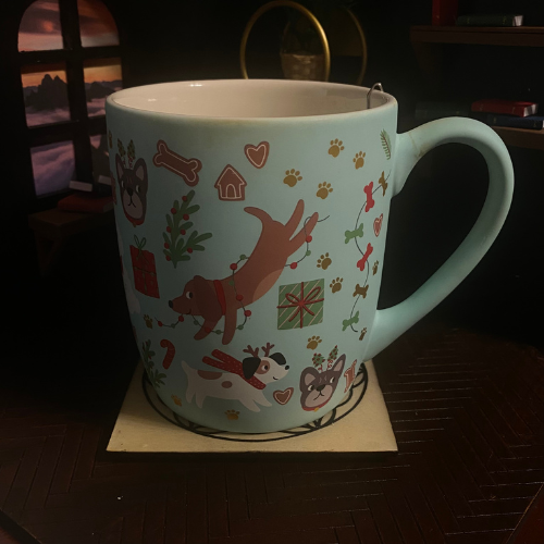 sous verre carré en géométrie sacrée sur une tasse